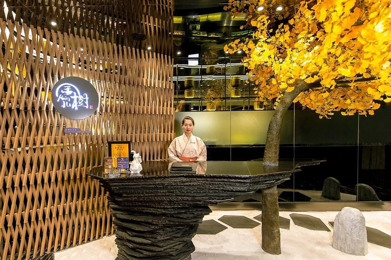 Hotel Golden Dragon Macau