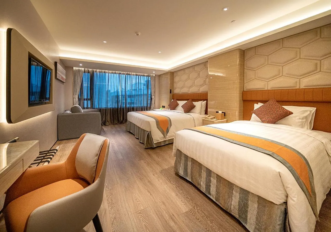 Hotel Golden Dragon Macau