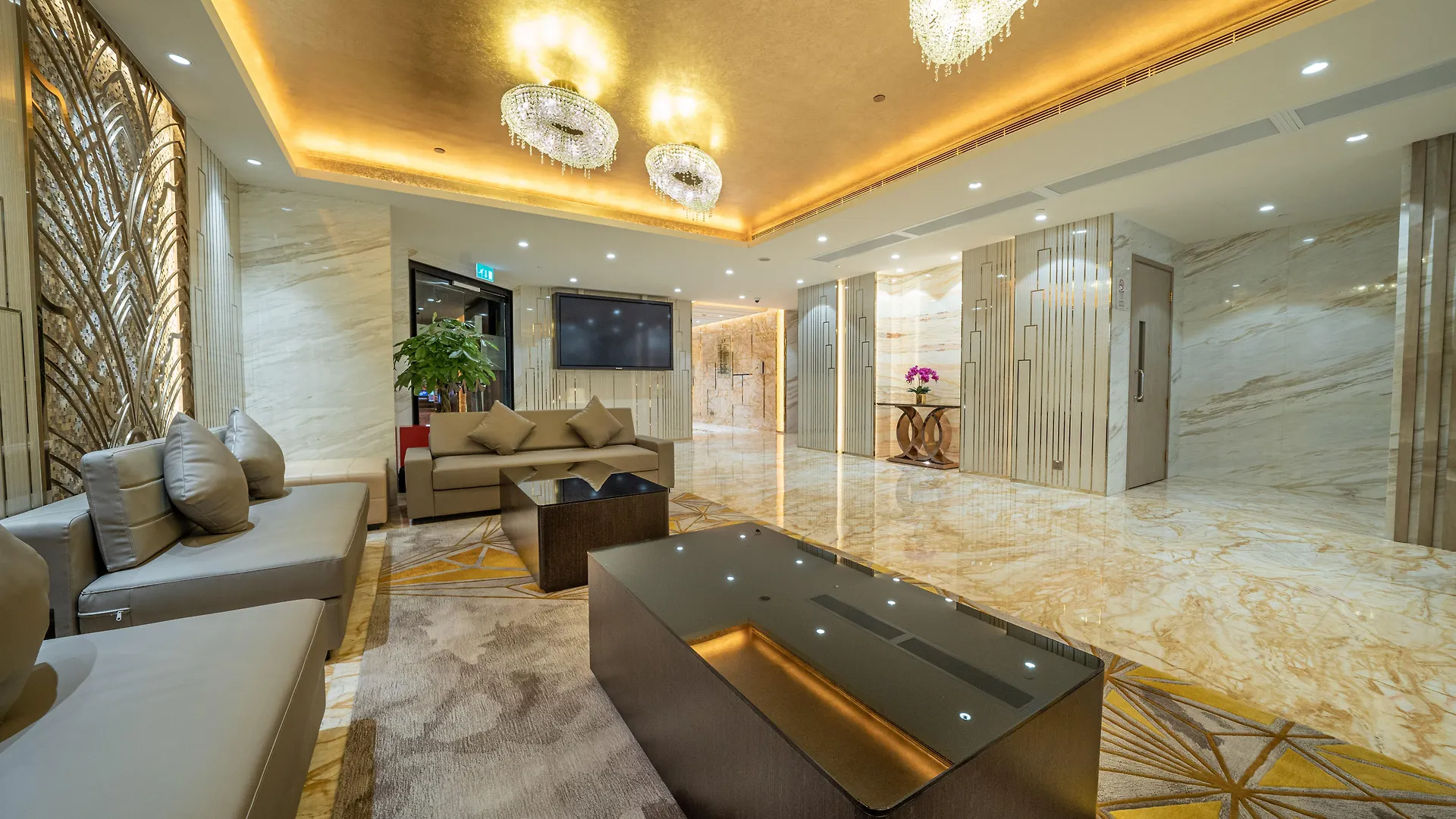 ****  Hotel Golden Dragon Macau China